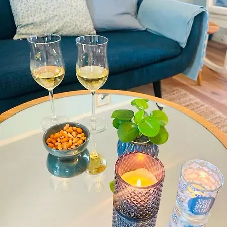 Cozy Nature With Patio, Parking And Wifi *