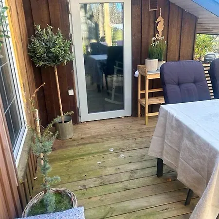 Cozy Nature With Patio, Parking And Wifi