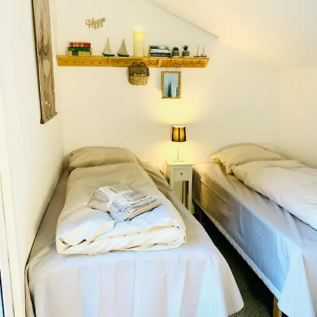 Cozy Nature With Patio, Parking And Wifi